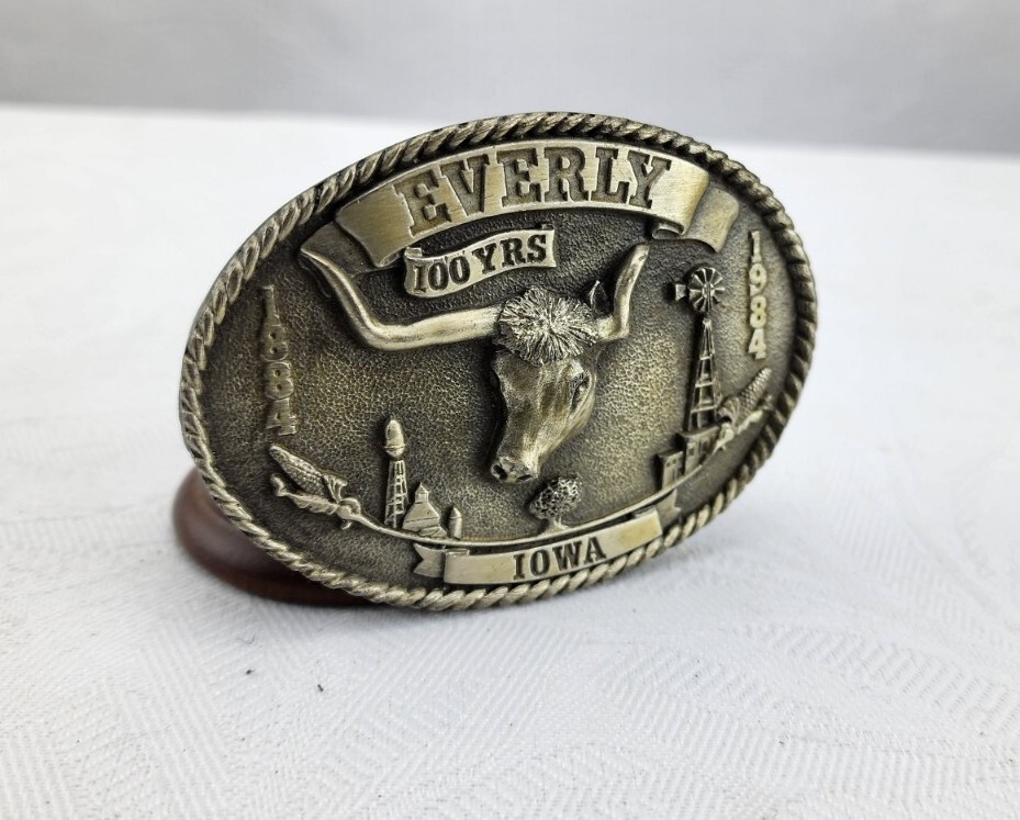 100 YEARS EVERLY IOWA COMMEMORATIVE CATTLE BELT BUCKL… Gem