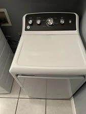 GE Washer & Dryer Set Excellent Condition White Great Condition