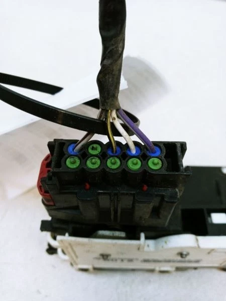 2009 MERCURY MILAN PASSENGER RIGHT DOOR LOCK ACTUATOR OEM USED  - Image 4 of 4