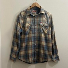 Vintage Wrangler button up shirt Size: Medium