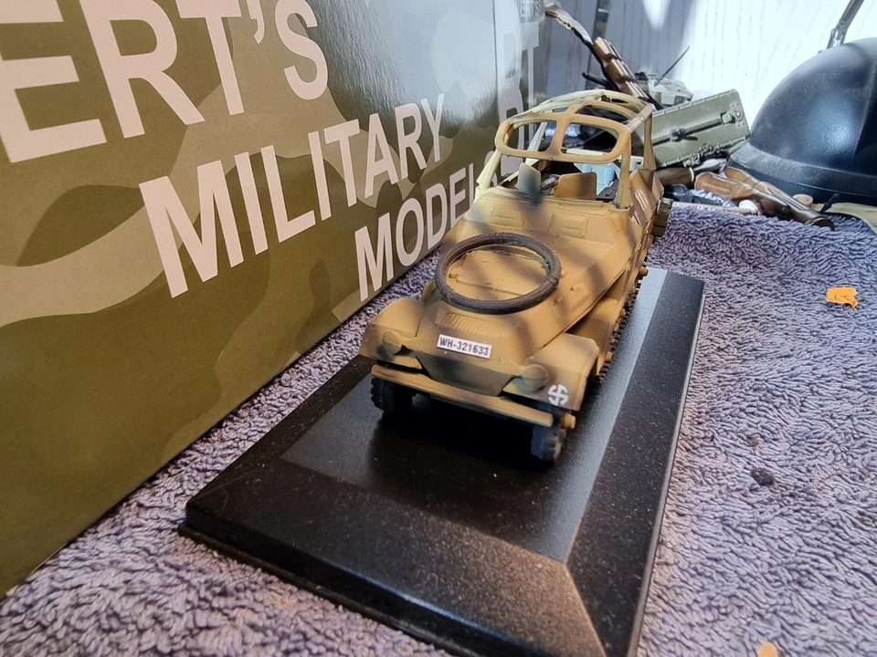 Corgi Toys/ BMM German SdKfz 251 ,Command version , Kursk, Russia 1943 # 02. - Bild 2 von 4