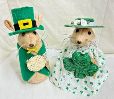 Mr. and Mrs. Mouse/St. Patrick's Day/Shamrock/Leprechaun /Primitive/Grunged