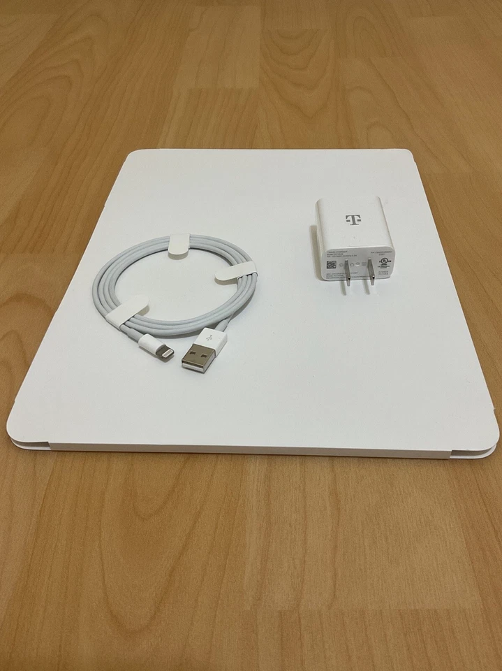 New Original Genuine Tmobile Apple Iphone 14 & Pro Max Series OEM wall Charger - Image 2 of 4