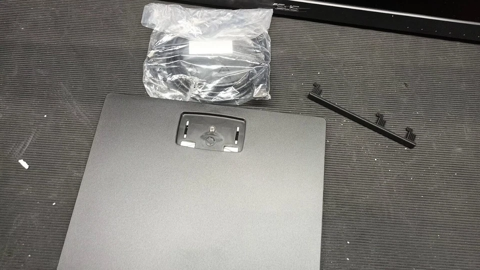 ASUS PB278QV 27" WQHD Monitor - Used, Working, Broken LCD, Missing Accessories - Image 2 of 4