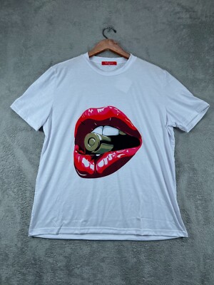 NWT Juniors Shirts Tee XXL White Red Lips Bullet Graphic Short