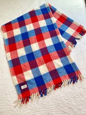 Faribo Fluff Loomed Red/White/Blue Gingham Plaid Blanket 65.5'' x 53''