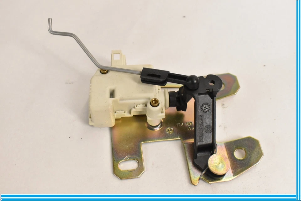 VOLKSWAGEN TOUAREG 2004-2007 MALETERO TRASERO PUERTA TRASERA CIERRE VENTANA MOTOR OEM Foto 4 de 4