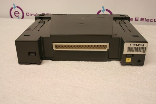 Motorola FRN1433A CPU Series 300  - Picture 7 of 8