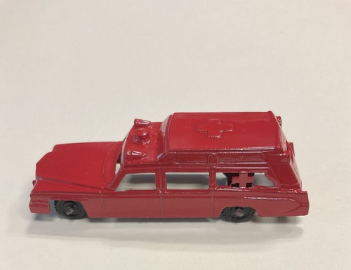Midge Toy Vintage Die Cast, Cadillac Ambulance, 50”s Caddy, 60”s Fastback, 3 Set - Picture 19 of 24