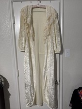 Christian Dior 80  s Vintage Velvet Long Night Robe Lace Trim Medium NEW USA Mad