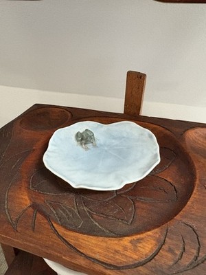 Royal Copenhagen Porcelain HTF Green Frog White Lily Pad #2477  Trinket Pin Dish