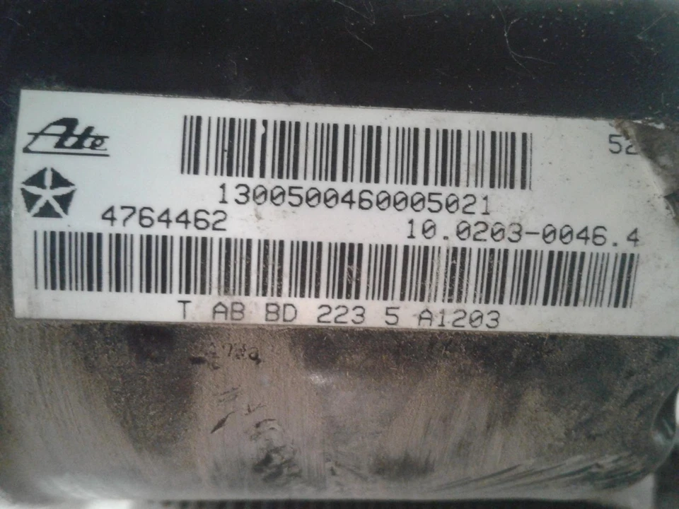 Conjunto de bomba y motor ABS usado se adapta a: Dodge Intrepid 1996 conjunto sin tracción Foto 2 de 4
