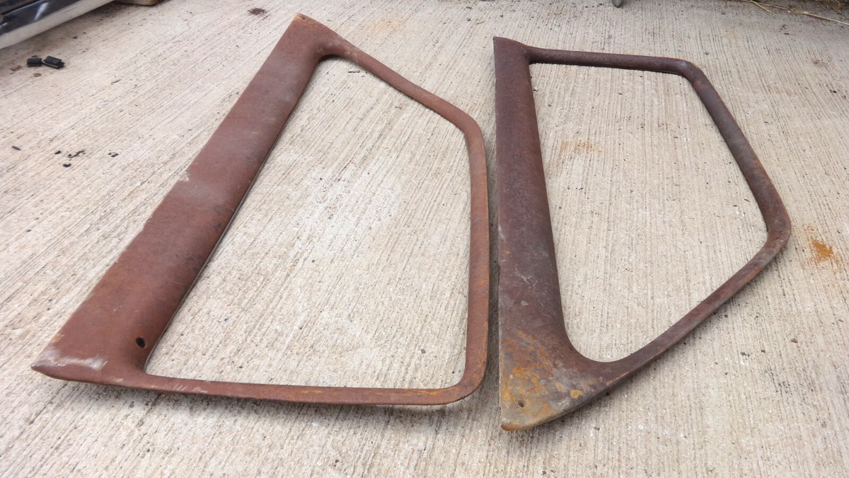 1949 1950 1951 Ford DOOR WINDOW GARNISH MOLDINGS Original pair