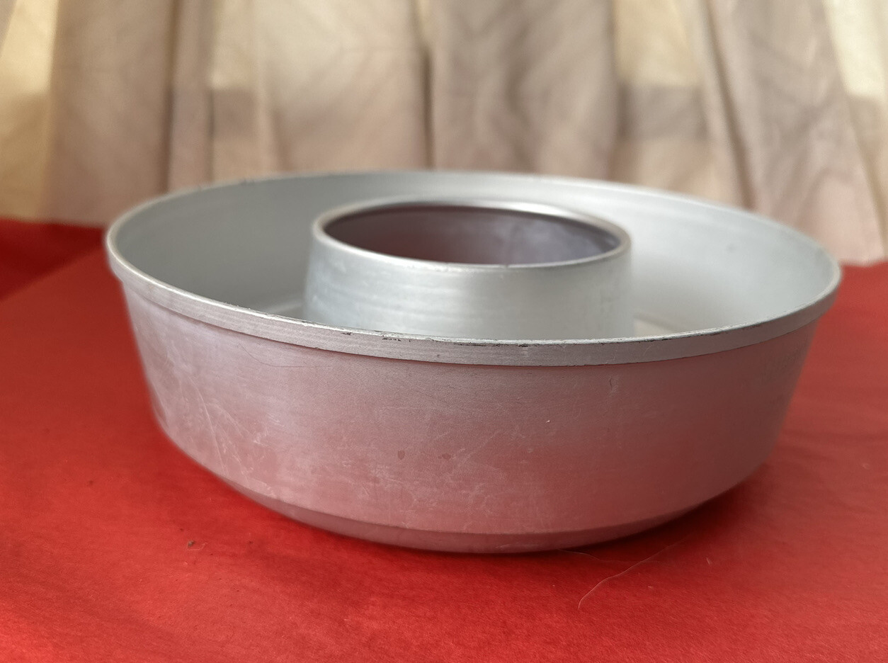 Vintage Mirro Aluminum Bundt Ring Cake Pan Round 3 cup Jello Mold USA