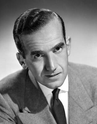News correspondent Edward R Murrow New York NY September 10 1947 Old Photo 5