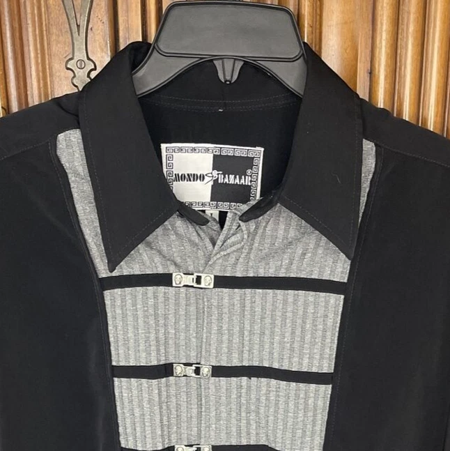 Mondo Bazaar Mens Shirt Large Black Gray Button Vintage Retro Unique Buckle - Image 2 of 4