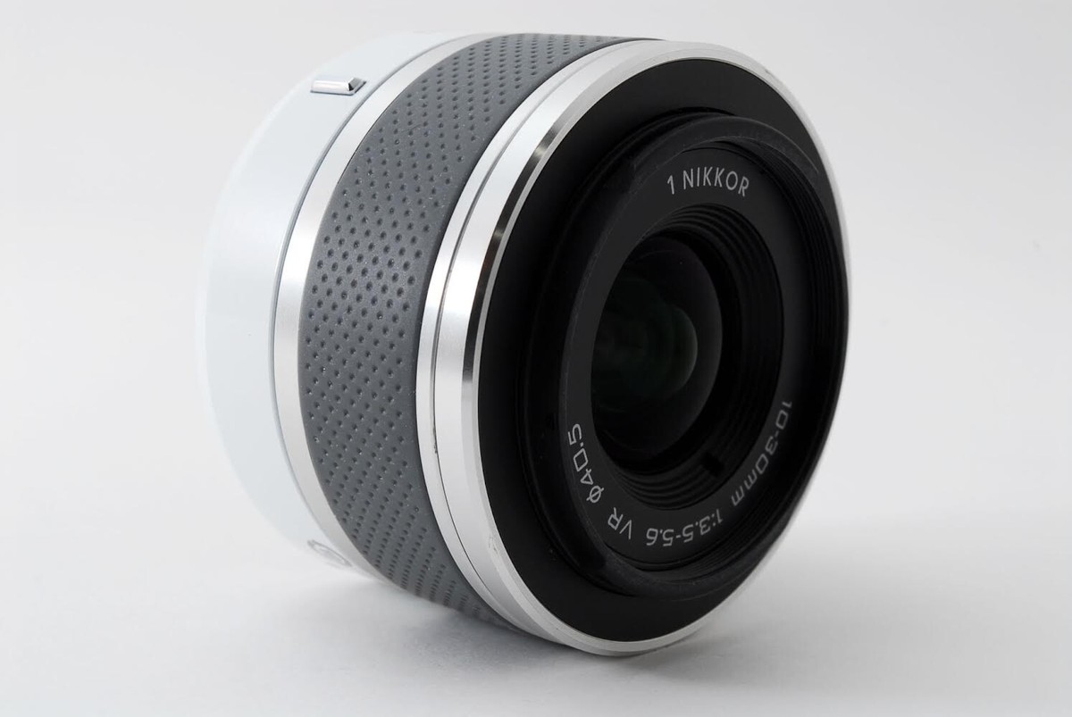 G30M NIKON J1 10-30 mmレンズキット　美品 camerart_nikon-nikon1-j1-10-30mm-w