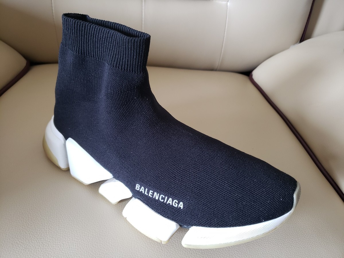 BALENCIAGA Black Speed 2.0 Knit Sneakers Men display picture 3