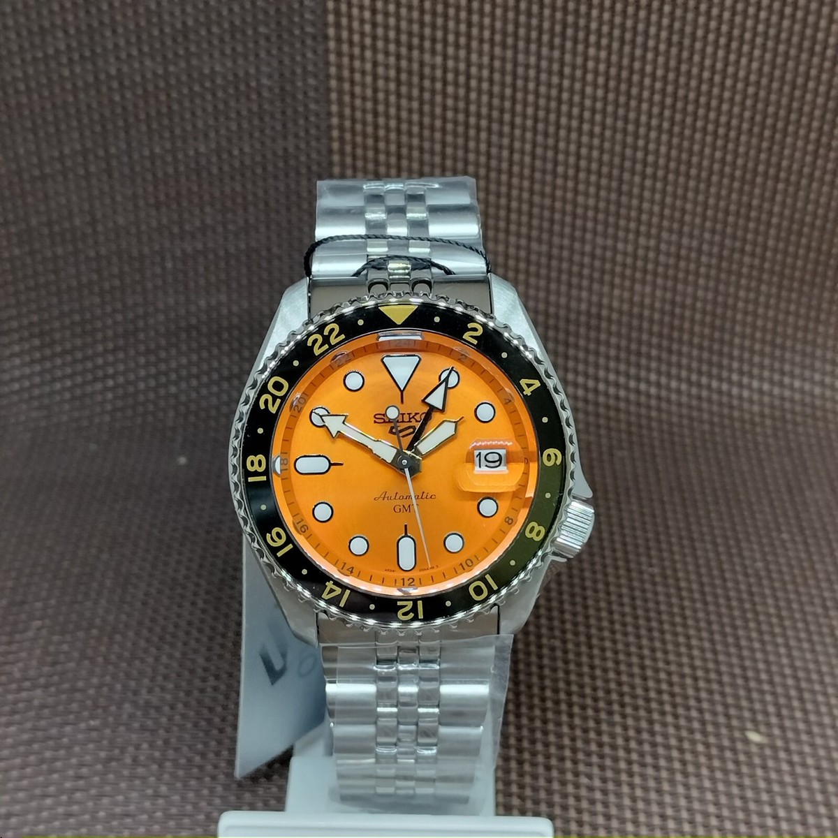 Seiko Sports SSK005K1 SKX Sports Style GMT Automatic Stainless