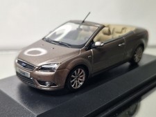 Minichamps Ford Focus Coupe-Cabriolet gold 1:43 In Box.