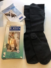 JOBST for Men FIRM COMPRESSION Black Medium Knee CT