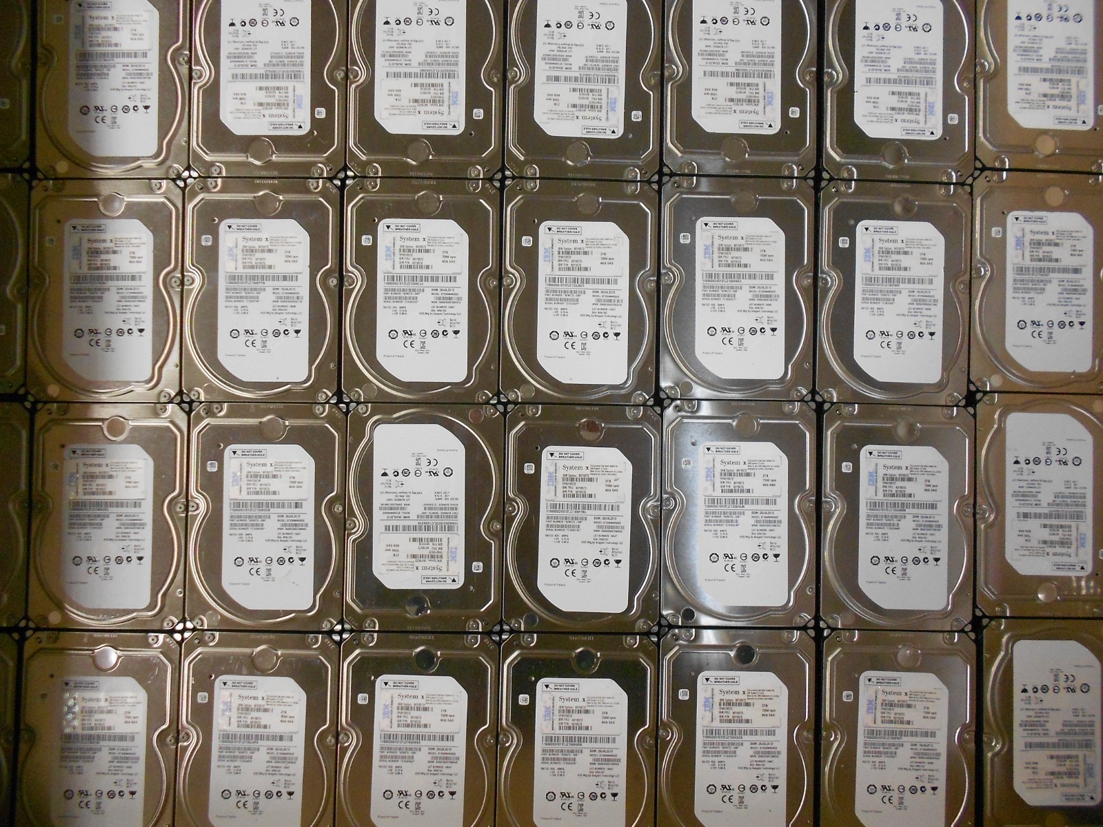 Lot of 12 Seagate 2TB 7.2K SAS 3.5" Storage Server JBOD Hard Drive ST2000NM0023