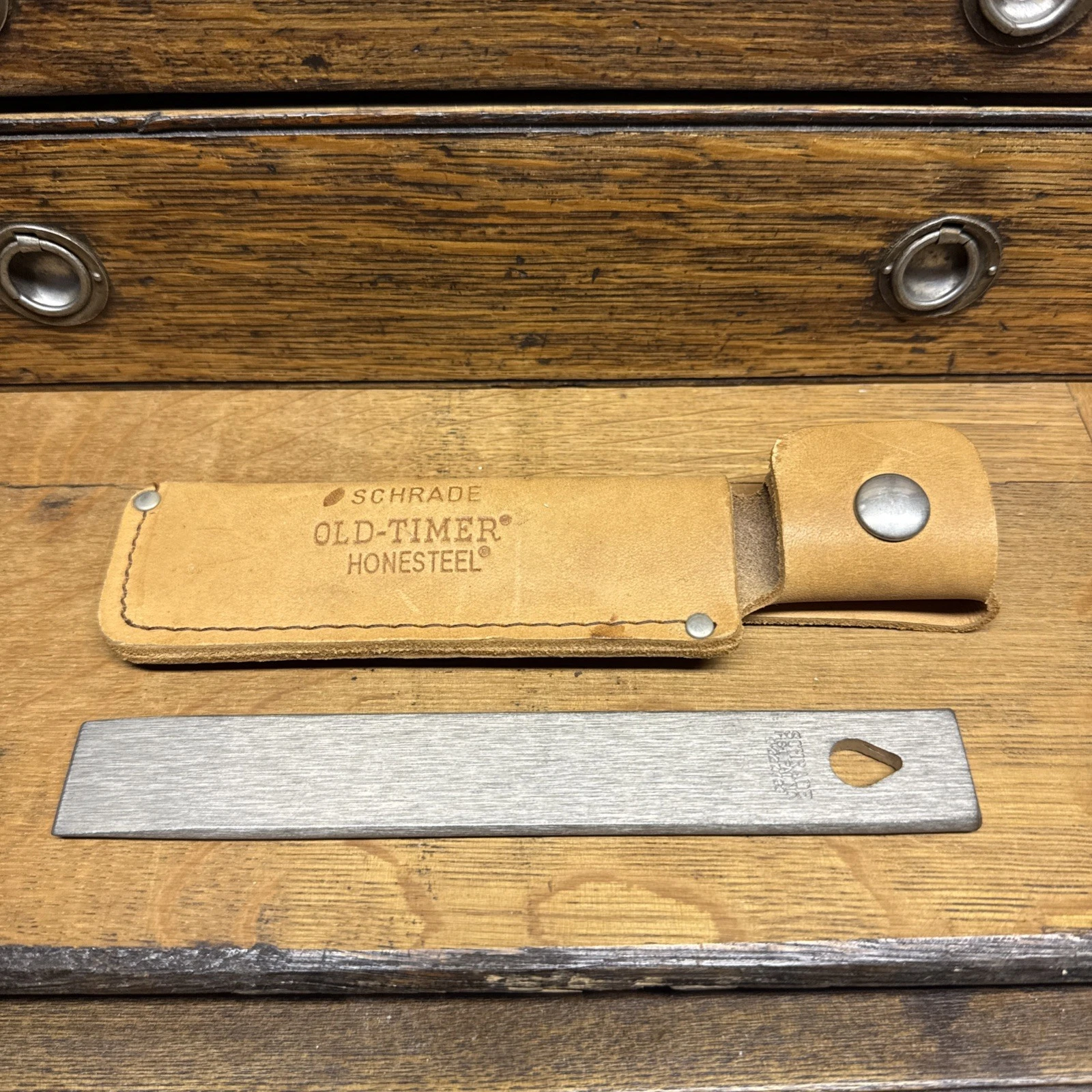 Schrade Old Timer Hone Steel Knife Sharpener W/Leather Sheath
Opens in a new window or tab