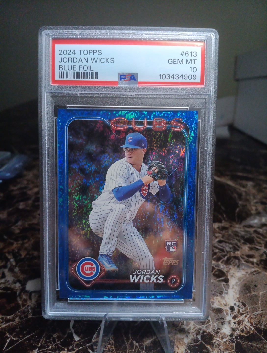 2024 Topps Series 2 - Jordan Wicks #613 Blue Foil /999 (RC)