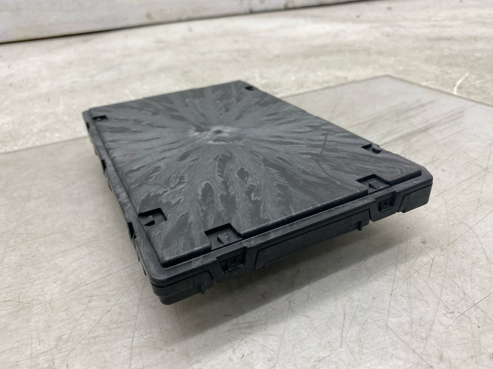 2015-2020 BENTLEY BENTAYGA OEM BCM BODY CONTROL MODULE UNIT 8W0907063CG