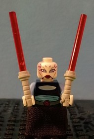 LEGO Minifigures Asajj Ventress With Skirt And Lightsabers Star Wars 7676