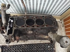 Motorblock Mercedes 230E W123 230CE C123 M102.980 10/80 K-Jet 291885 km Motorblock Mercedes 230E W123 230CE C123 M102.980 10/80 K-Jet 291885 km