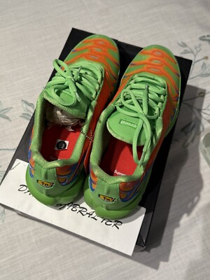 Size 9.5 - Nike Supreme x Air Max Plus TN Mean Green for sale