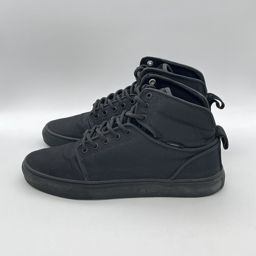 can you put high top vans in the washer