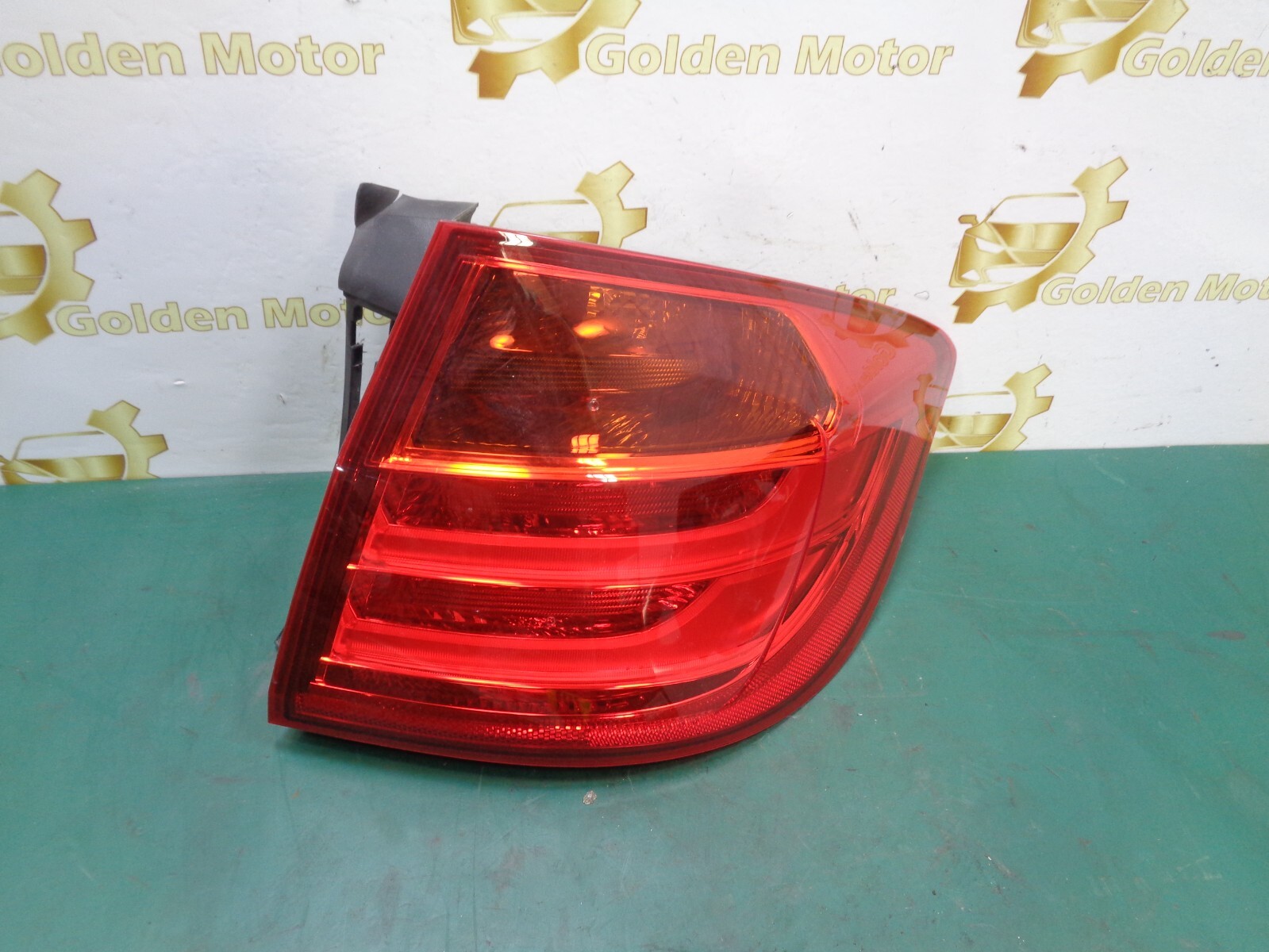 BMW 3er F31 Heckleuchte Seitenwand rechts 7372788 online kaufen | eBay