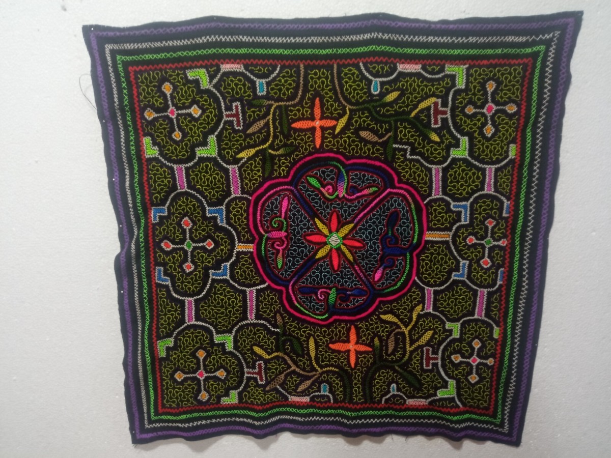 Shipibo embroidery scarf cloth 348