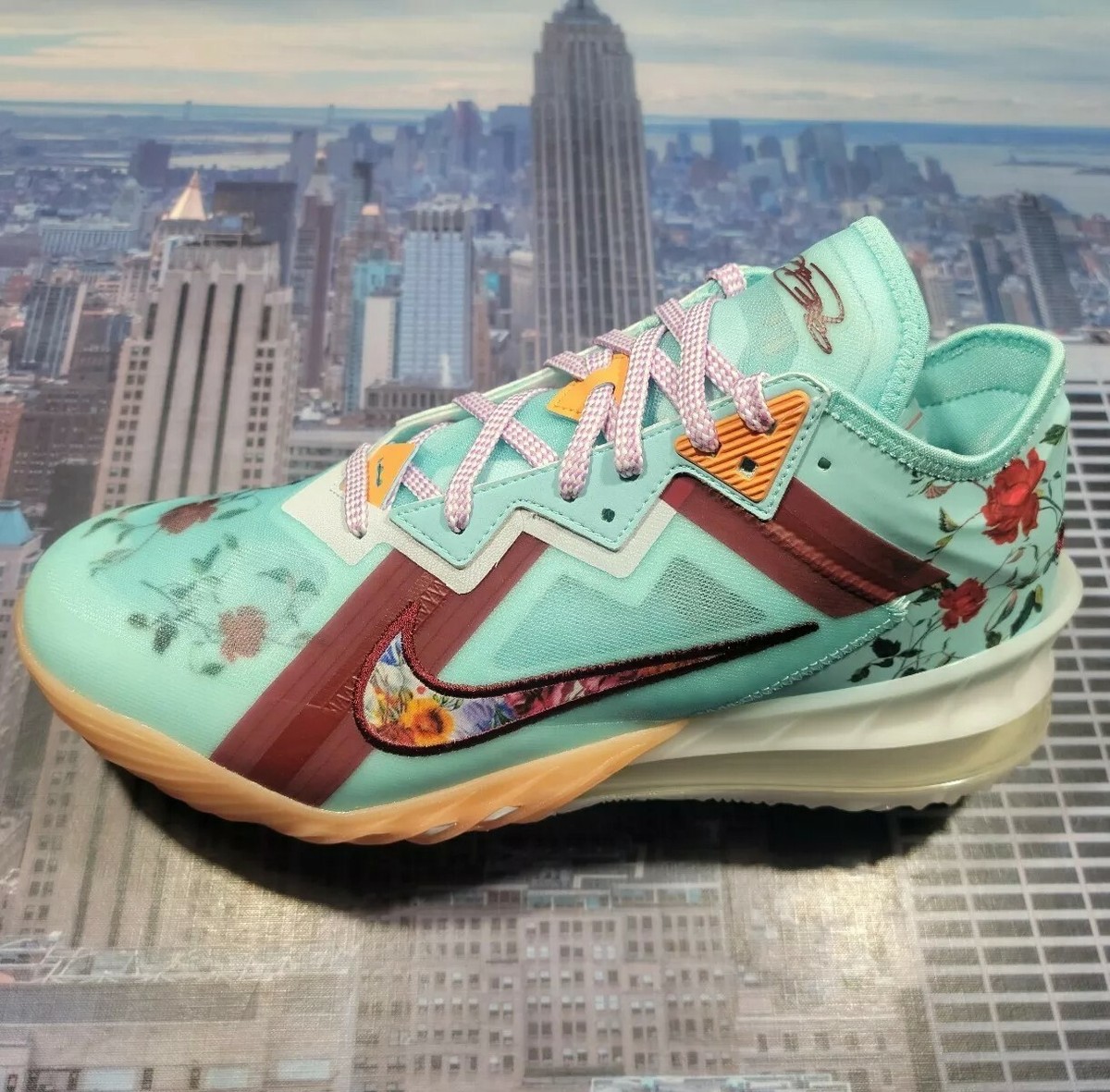 Nike LeBron XVIII 18 Low Mimi Plange Daughters Floral CV7562 400 Mens Sizes Nike LeBron 18 Low Mimi Plange Daughters Floral - CV7562-400  main image 4