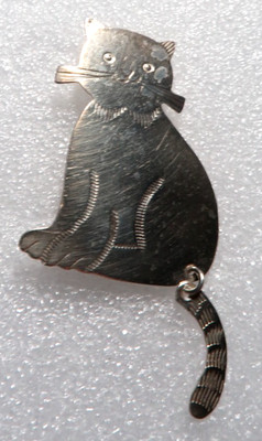 VINTAGE STUNNING STERLING SILVER KITY CAT PIN BROOCH ~ SIGNED: YAZZIE STERLING