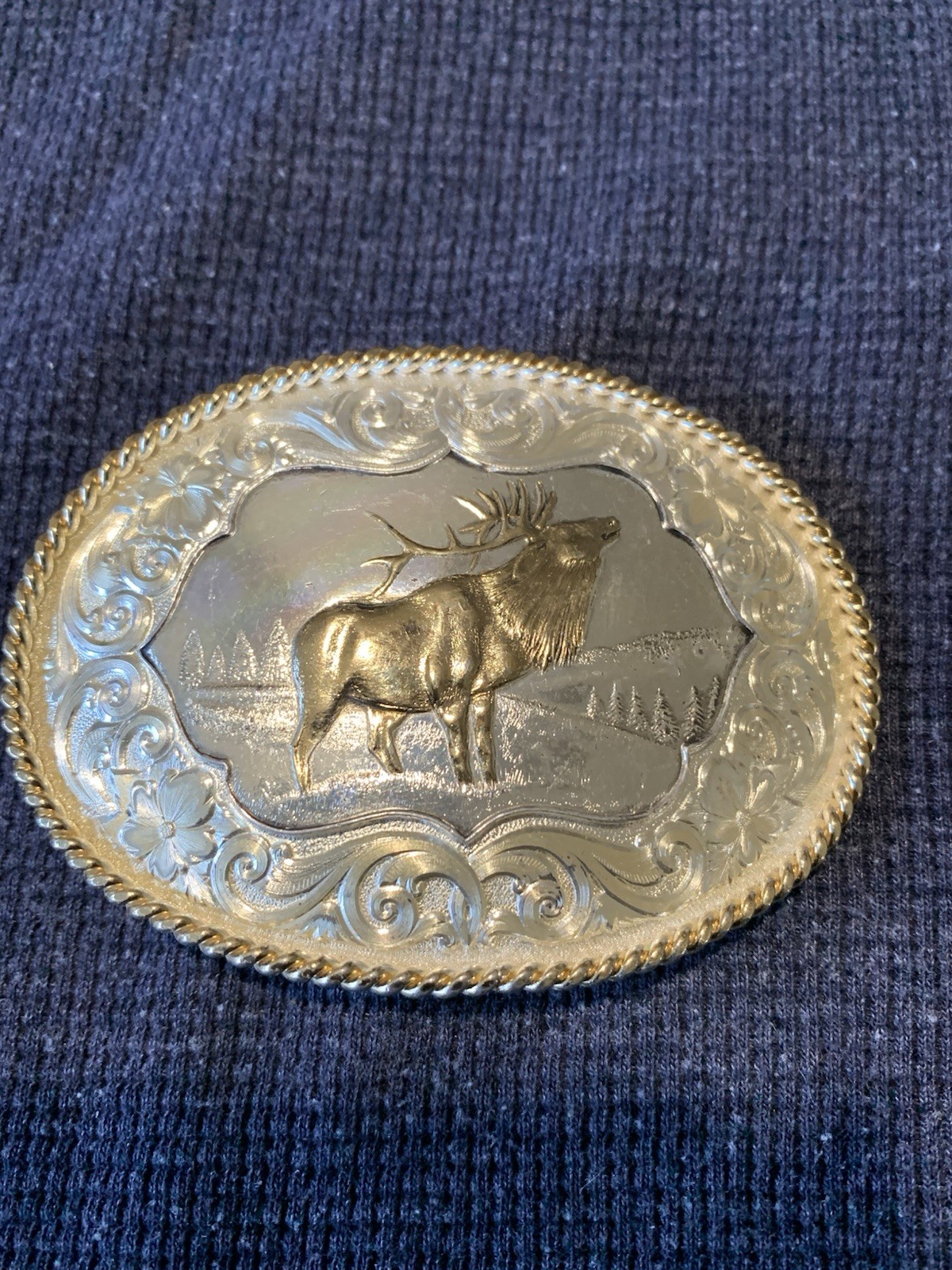 Montana Silversmiths Belt Buckle Howling Elk Scenery Preowned