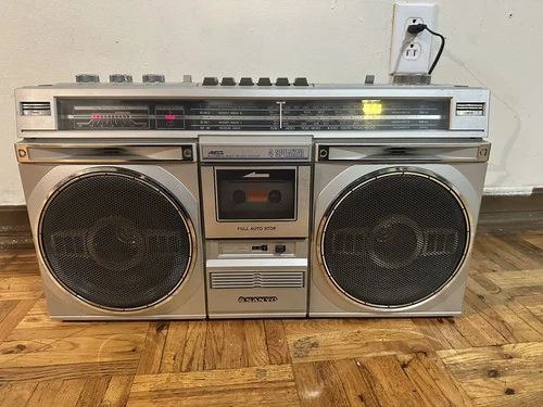 TESTED WORKS - Sanyo M9935K Boombox 4 Band Stereo Radio & Cassette Recorder