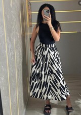 ZARA S, M, NEW SS25 WOMAN PRINTED MIDI SKIRT ZW COLLECTION  2183/048 79