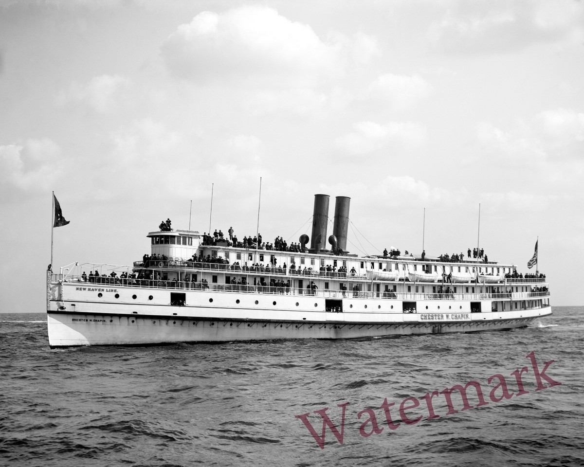 K*u様 WA SCW RL1911-A1 Champion Ship Mark W. Barker heading up the Cuyahoga towards Center St