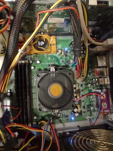 CUSTOM WIN XP RETRO GAMING PC AMD SOCKET 939 ATHLON 64X2 GEFORCE 7800 nFORCE 4 - Picture 10 of 22