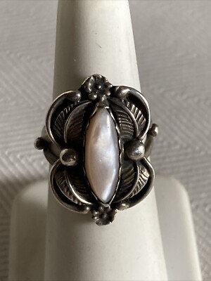 Navajo Chris Charley Sterling Pink Mother Of Pearl Squash Blossom Ring Size 5.5