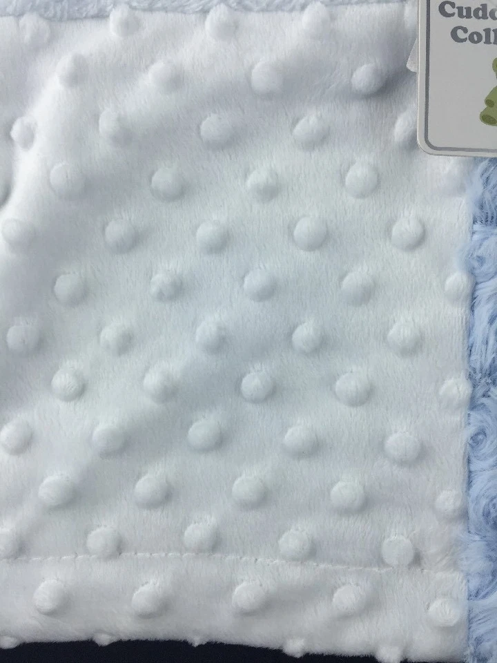 Manta de seguridad Cuddle Bear Collection azul blanco a lunares Minky Rosette Swirl Foto 3 de 4