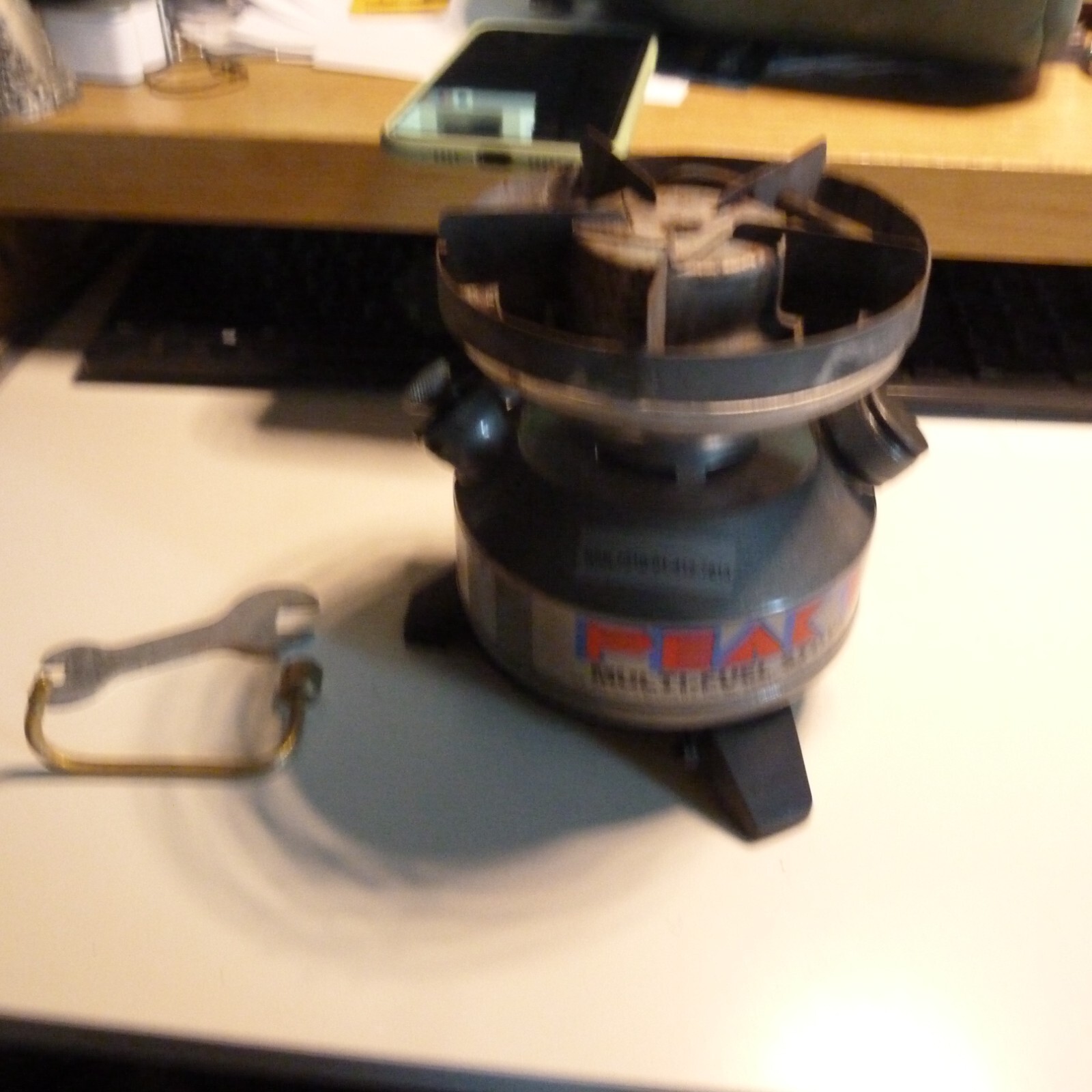 Coleman Peak 1 MultiFuel Stove 550B Backpacking Gas & Kerosene With