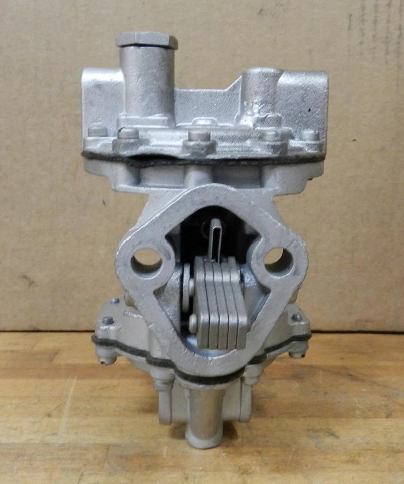 1951-53 Cadillac series 60 61 62 75 Commercial chassis V8 rebuilt fuel pump 4074 - Image 2 of 4