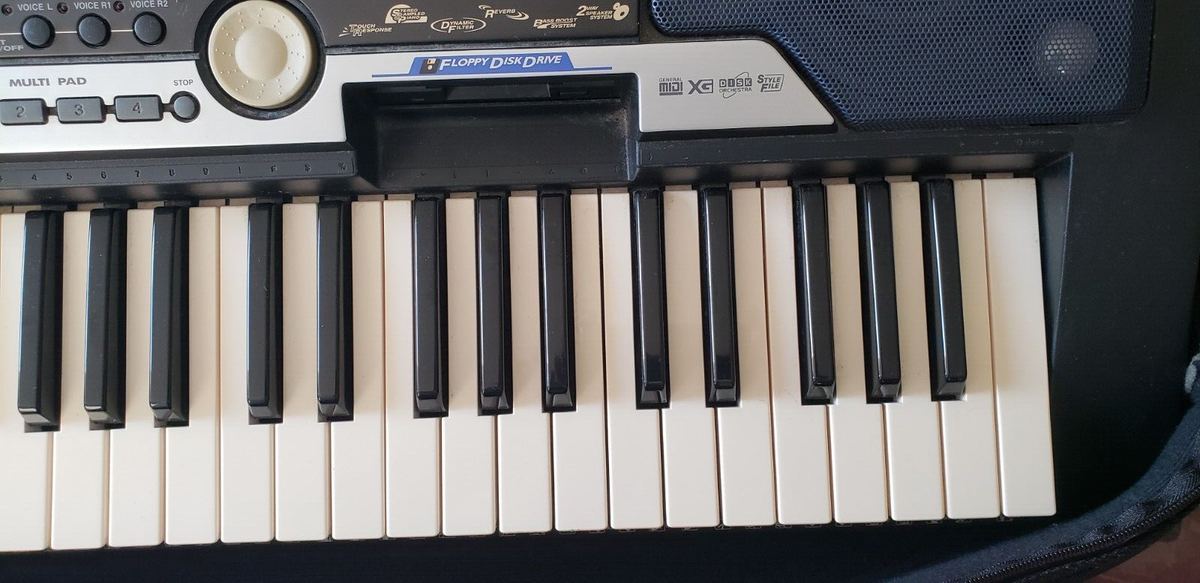 Yamaha PSR 540 Keyboard w/ Case | eBay