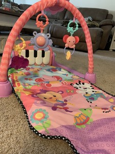 pink piano play mat