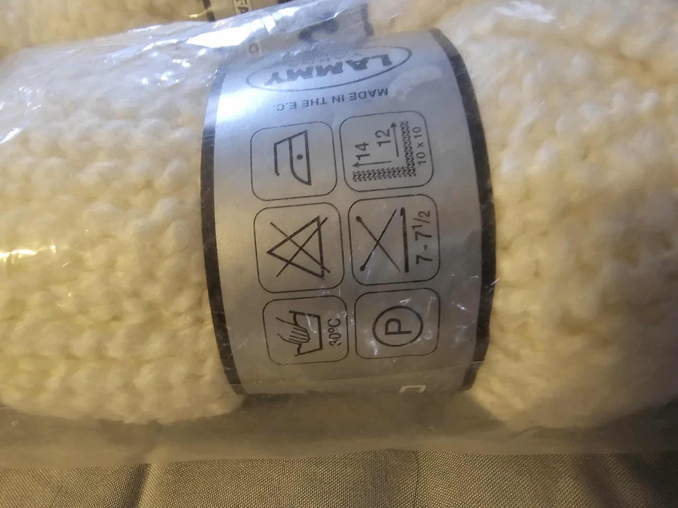 Lammy Yarns - Polar Top Fashion - 10 skeins each pack - 50g each skein - Ivory - Image 4 of 4