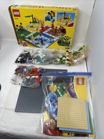 LEGO (40198) LUDO Board Game- Complete, Open with Sealed Bags- 16 Minifigures